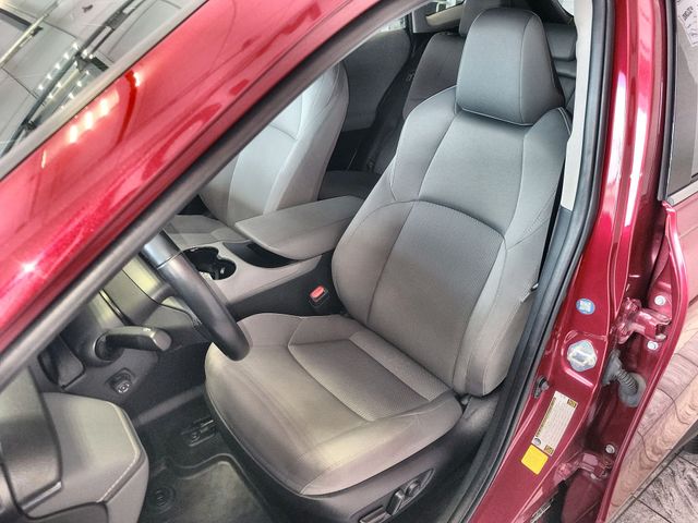 2023 Toyota Venza LE - Photo 11