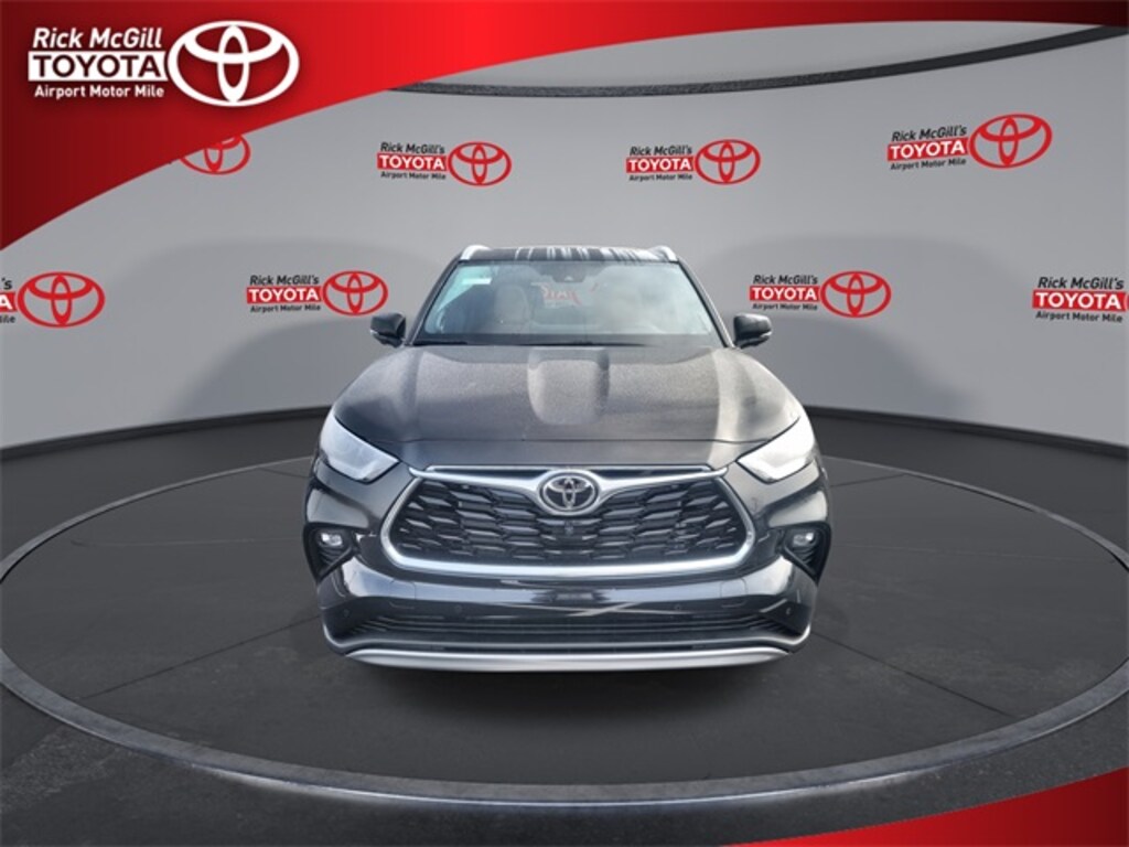 New 2026 Toyota Highlander Platinum SUV