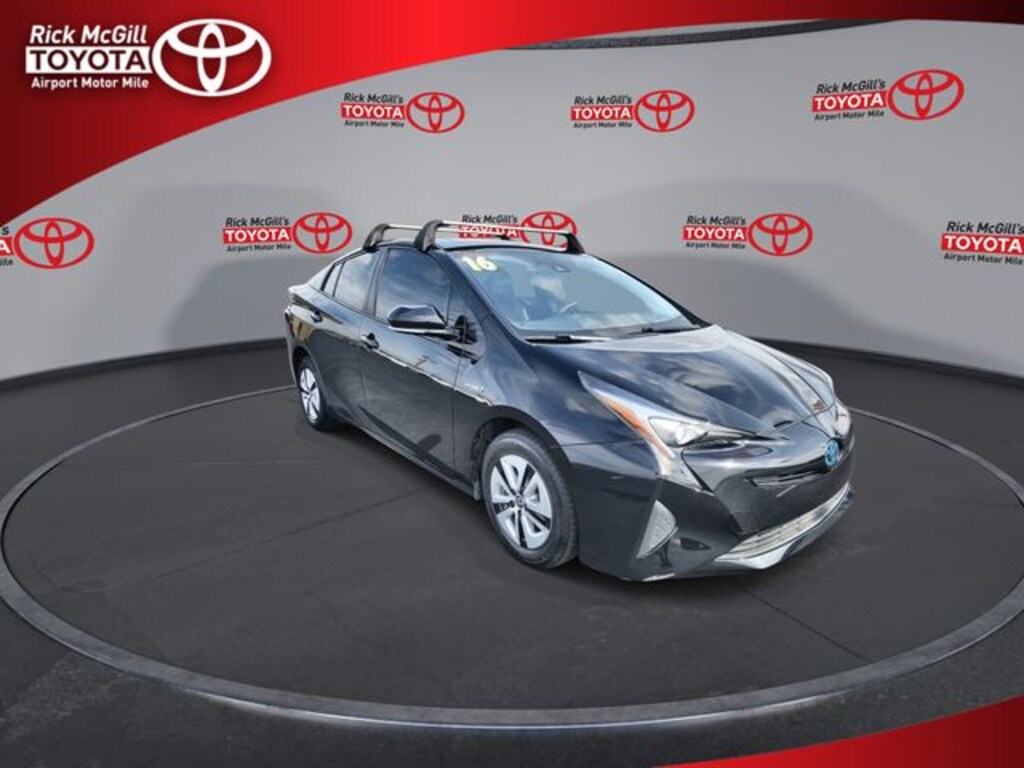 Used 2016 Toyota Prius Hatchback