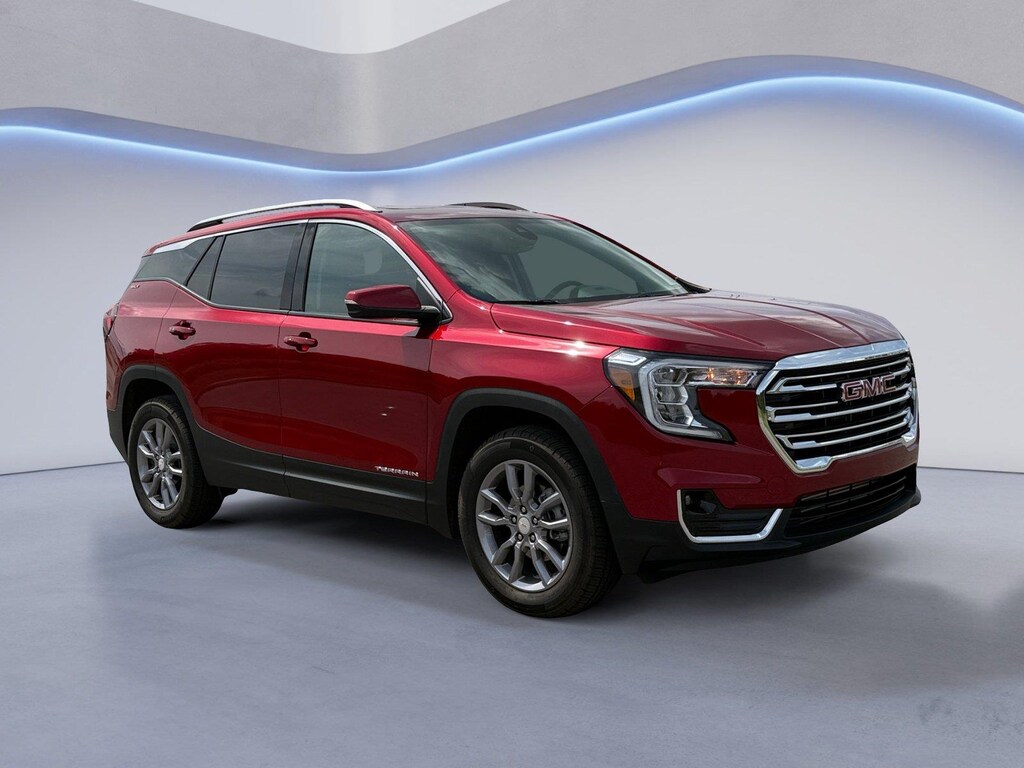 Used 2024 GMC Terrain SLT SUV