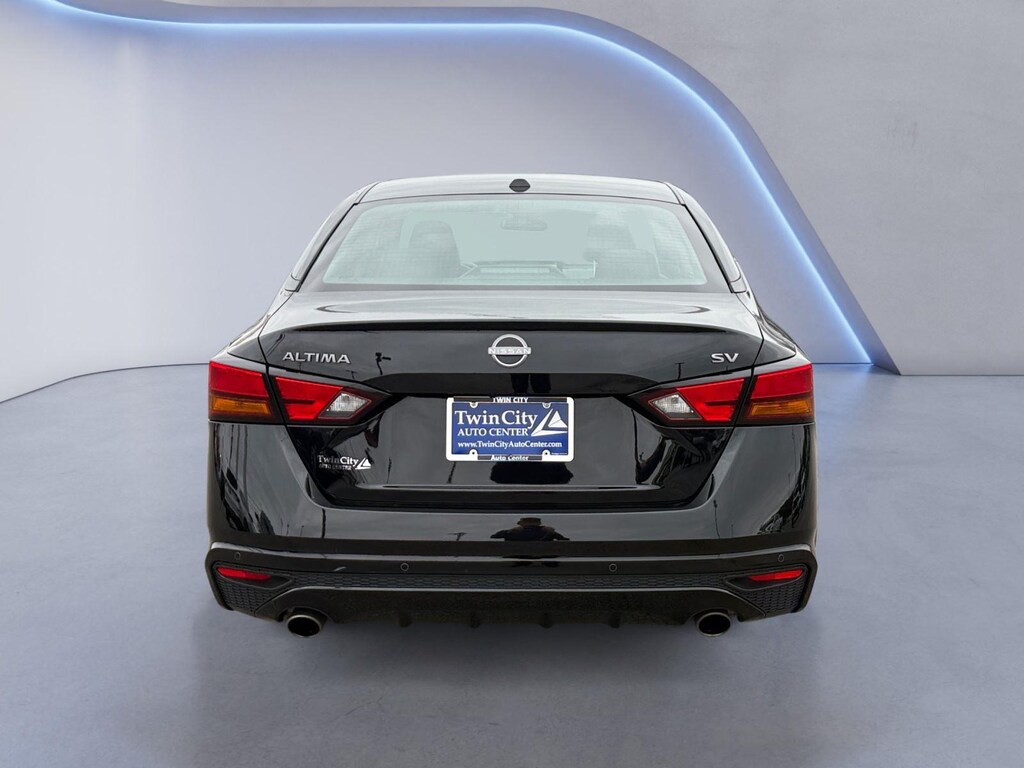 Used 2024 Nissan Altima SV C