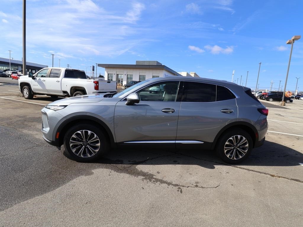 2025 Buick Envision Preferred - Photo 8