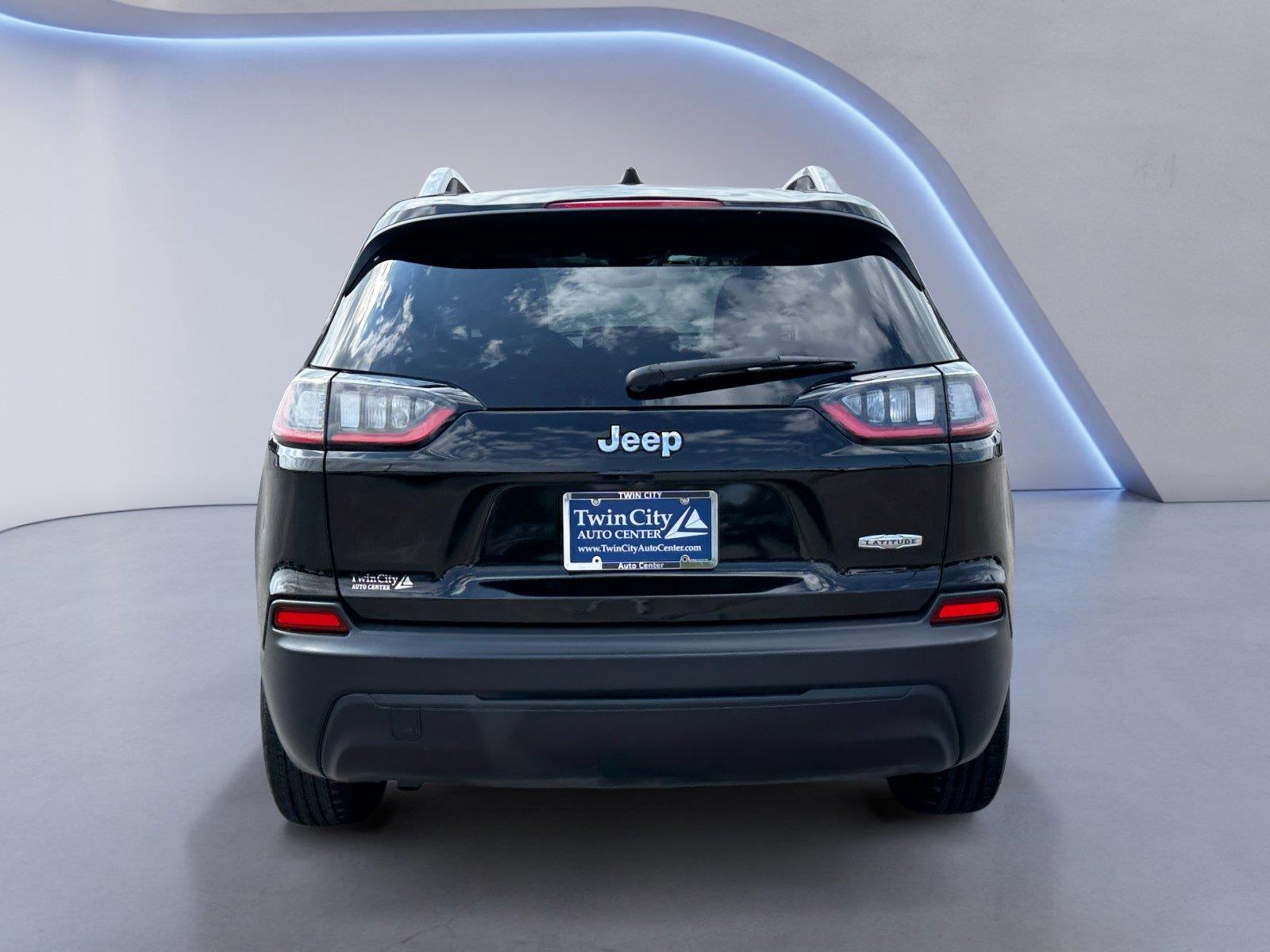 Used 2021 Jeep Cherokee Latitude SUV