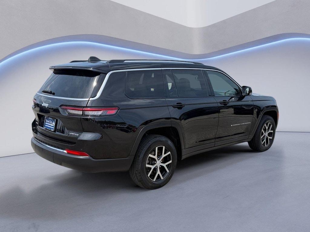 Used 2023 Jeep Grand Cherokee L Limited SUV