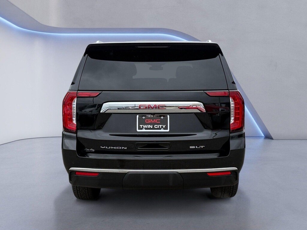 Used 2024 GMC Yukon XL SLT SUV
