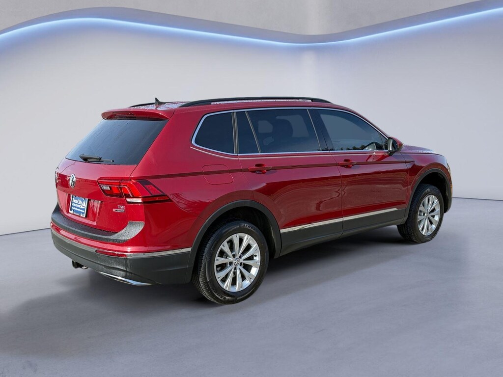 Used 2018 Volkswagen Tiguan SE 4MOTION