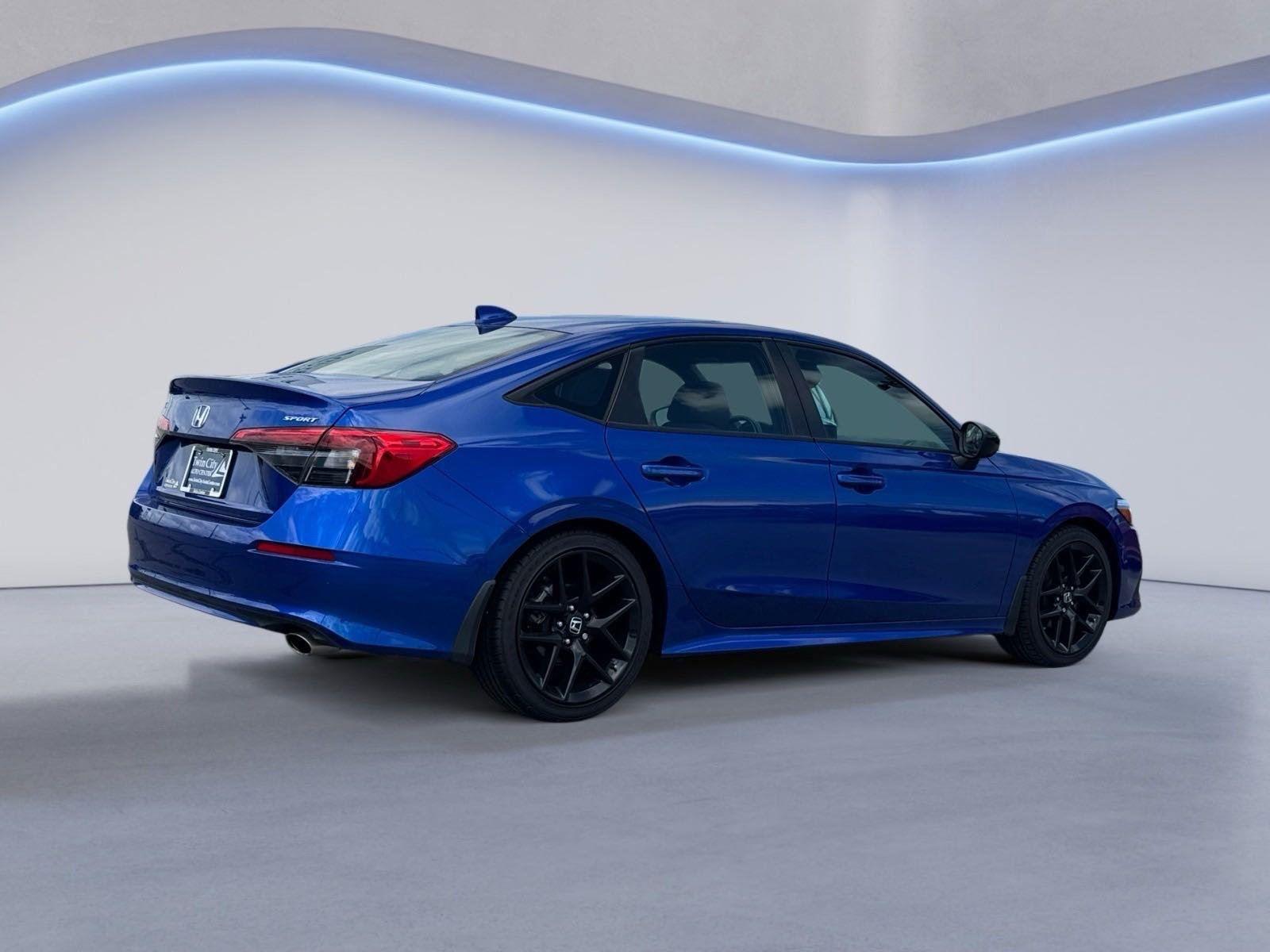 2023 Honda Civic Sport photo 3