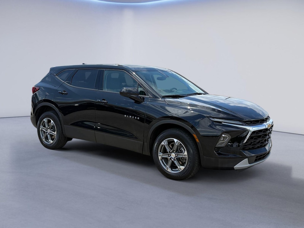 Used 2025 Chevrolet Blazer LT SUV