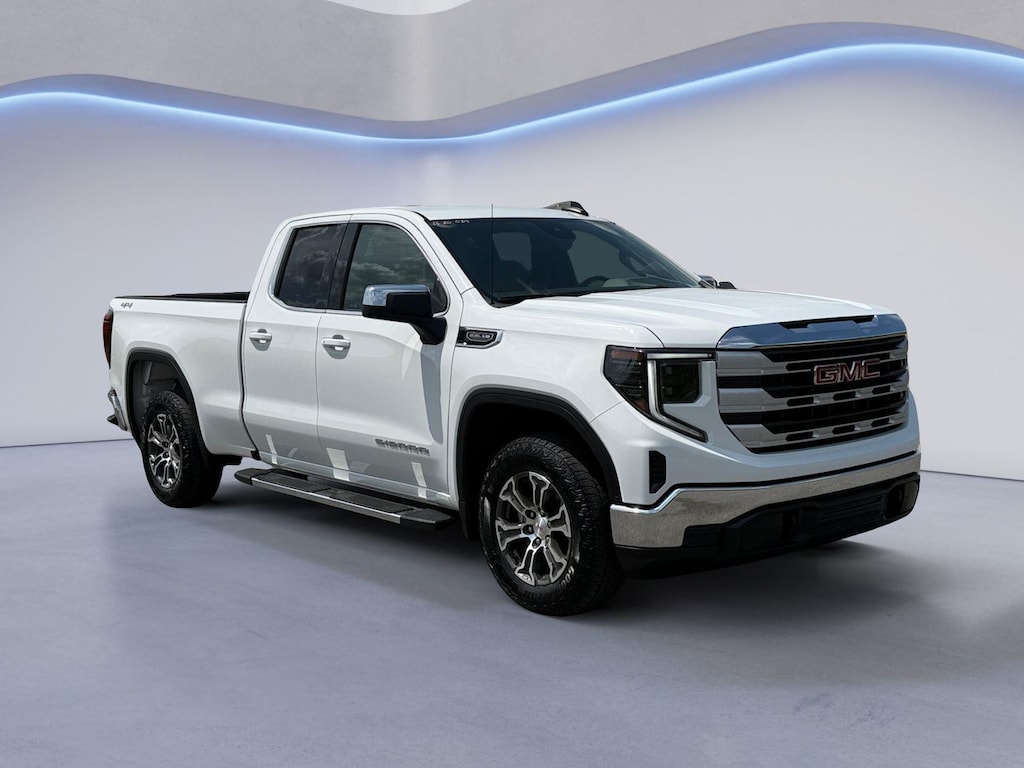 Used 2025 GMC Sierra 1500 SLE Truck
