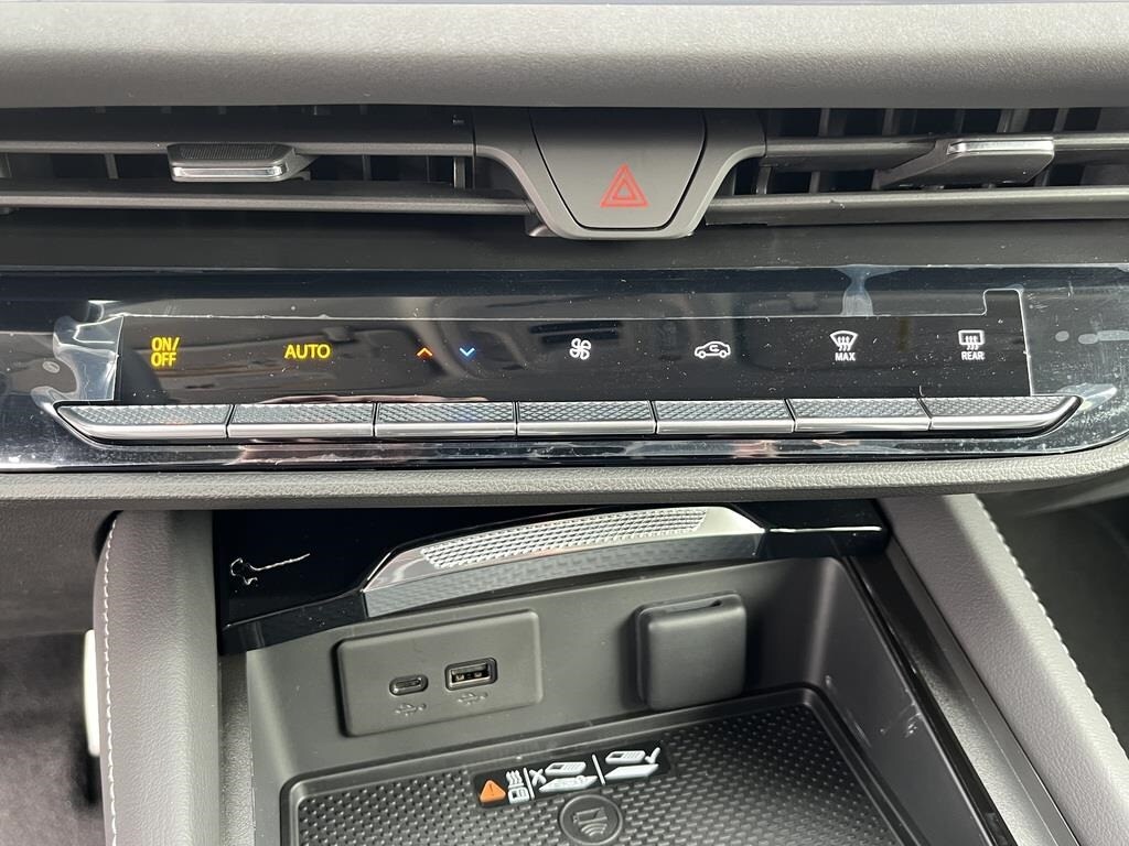 2025 Buick Envision Sport Touring - Photo 19