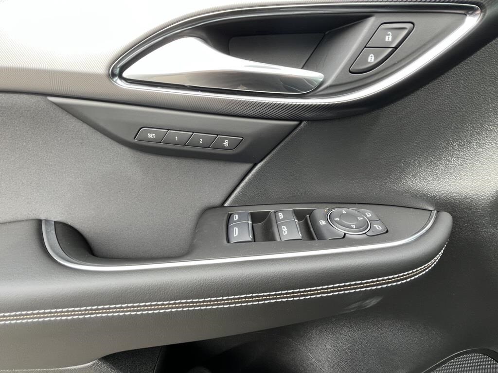 2025 Buick Envision Sport Touring - Photo 16
