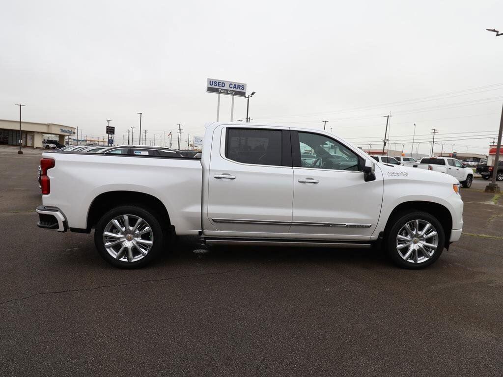 Used 2024 Chevrolet Silverado 1500 High Country Truck