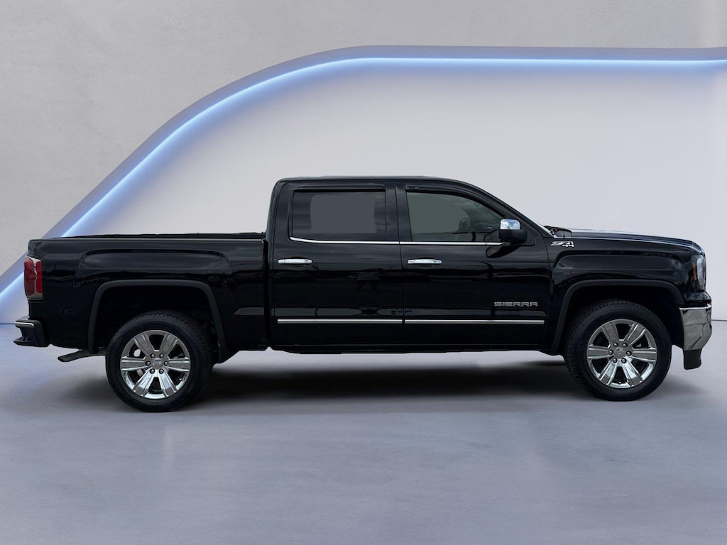 Used 2018 GMC Sierra 1500 SLT Truck