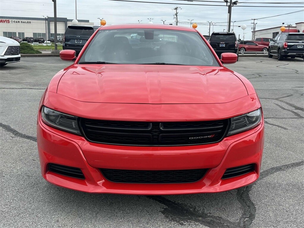 2022 Dodge Charger SXT photo 2