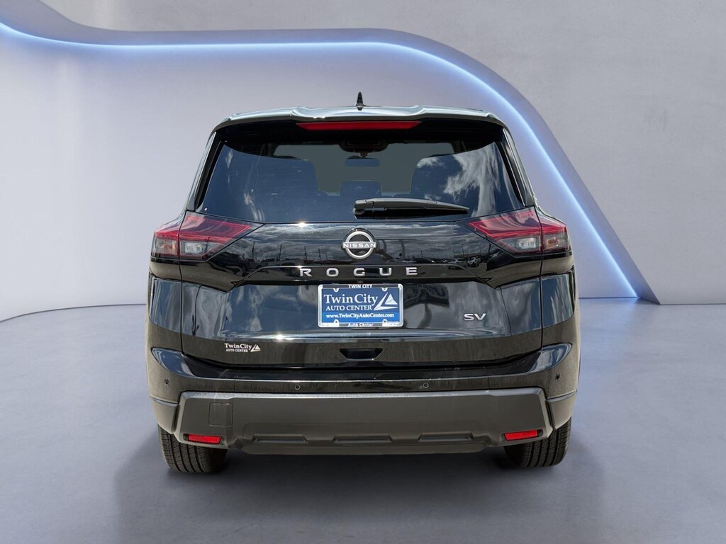 Used 2024 Nissan Rogue SV SUV