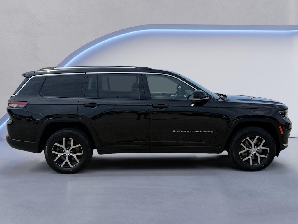 Used 2023 Jeep Grand Cherokee L Limited SUV