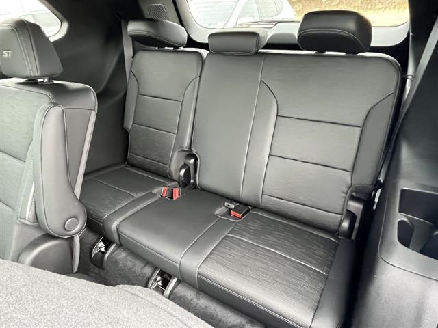 2025 Buick Enclave Sport Touring - Photo 13