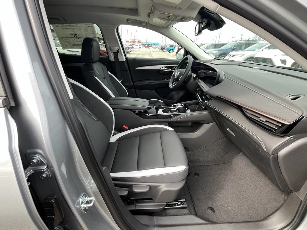 2025 Buick Envision Sport Touring - Photo 15