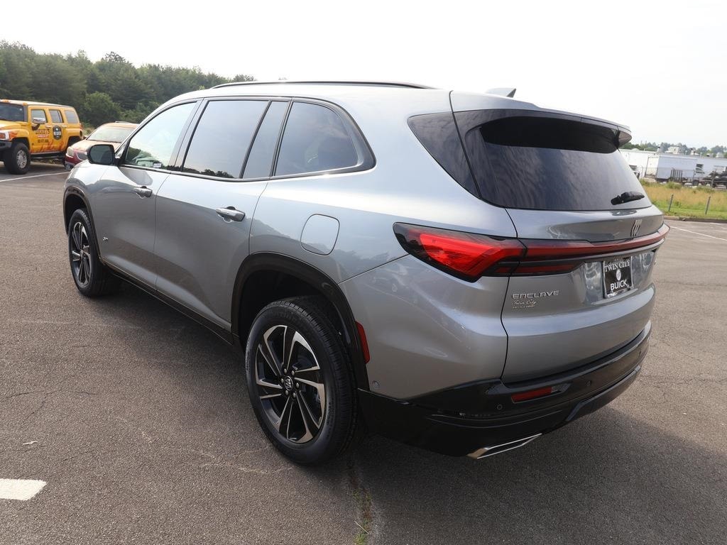 2025 Buick Enclave Sport Touring - Photo 8