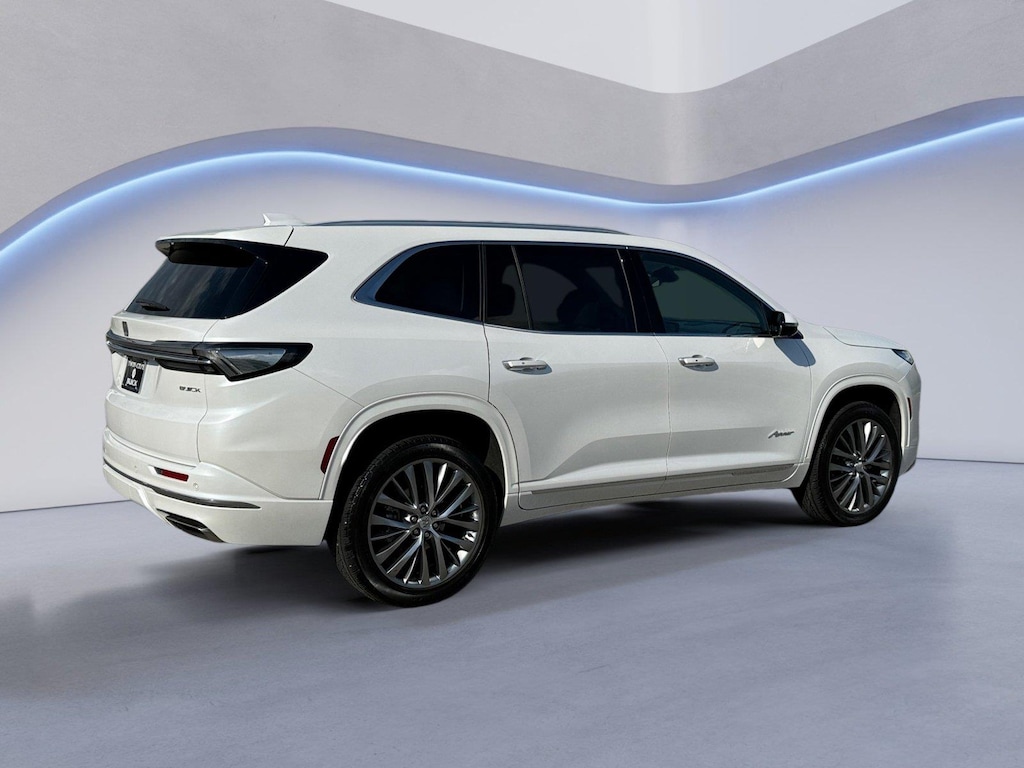 Used 2025 Buick Enclave Avenir SUV