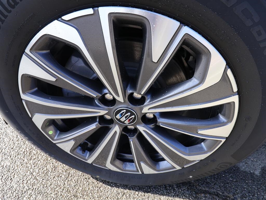 2025 Buick Envision Preferred - Photo 9