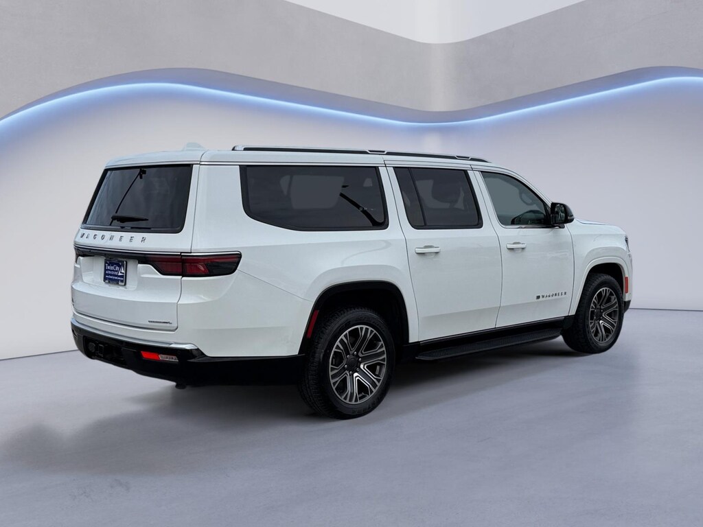 Used 2023 Jeep Wagoneer L Series II SUV