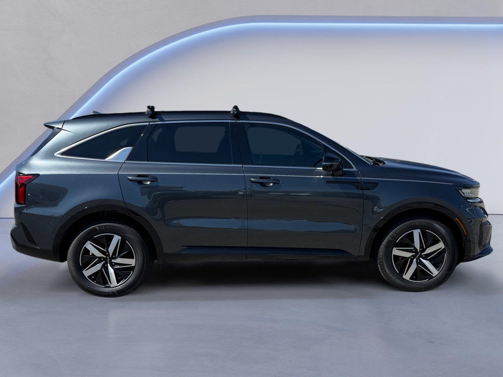 Used 2023 Kia Sorento S SUV