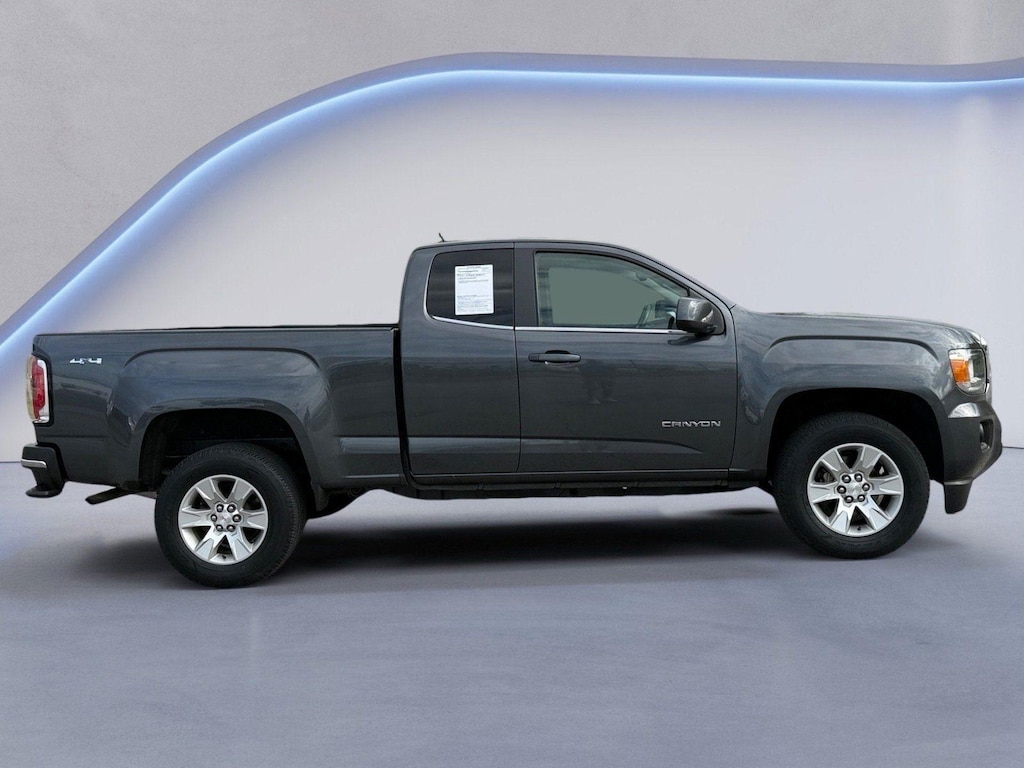 Used 2016 GMC Canyon 4WD SLE Truck