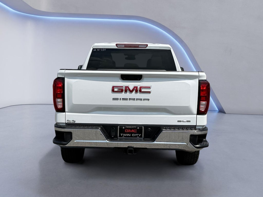 Used 2025 GMC Sierra 1500 SLE Truck