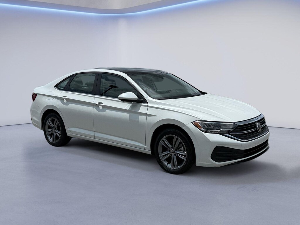 Used 2024 Volkswagen Jetta SE Sedan