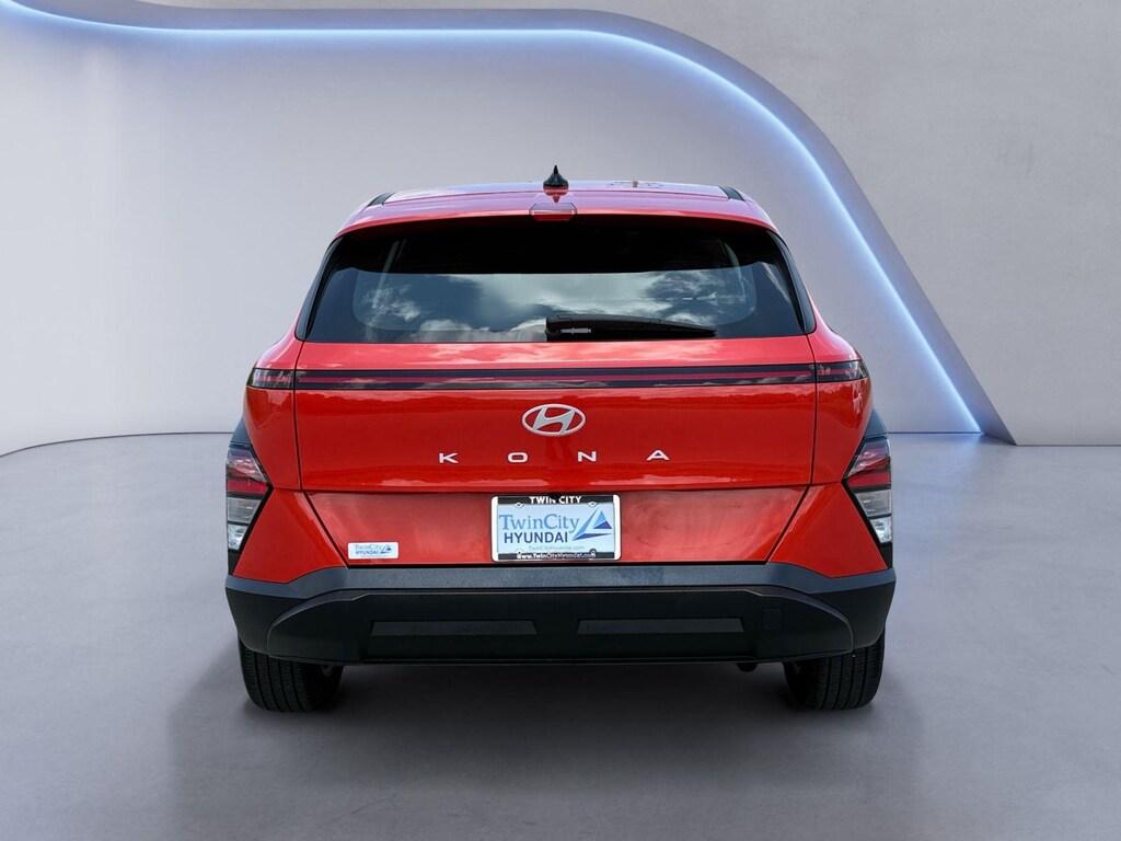 Used 2024 Hyundai Kona SE SUV