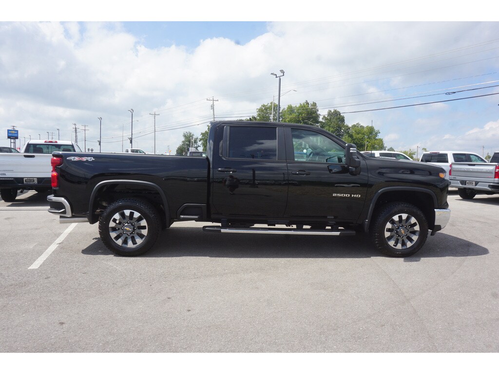 2024 Chevrolet Silverado 2500HD LT - Photo 9