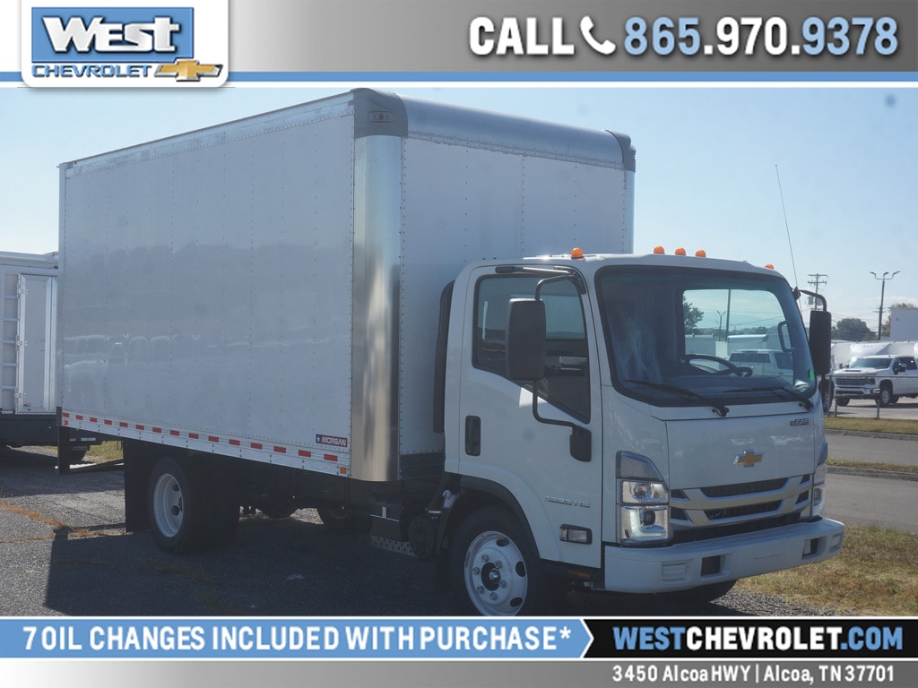 2024 Chevrolet Low Cab Forward Base's photo