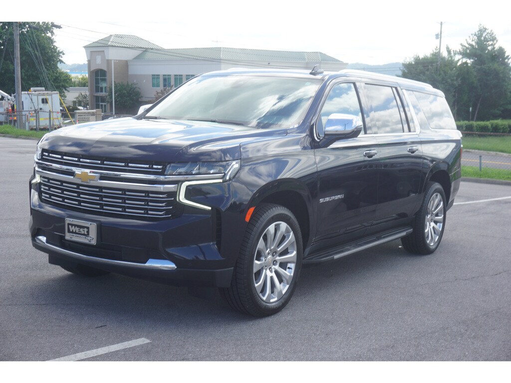 Used 2021 Chevrolet Suburban Premier with VIN 1GNSKFKD3MR334084 for sale in Louisville, TN