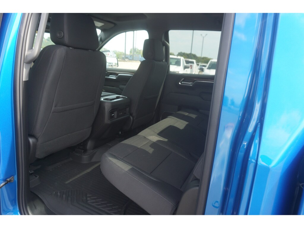 2024 Chevrolet Silverado 1500 RST - Photo 16