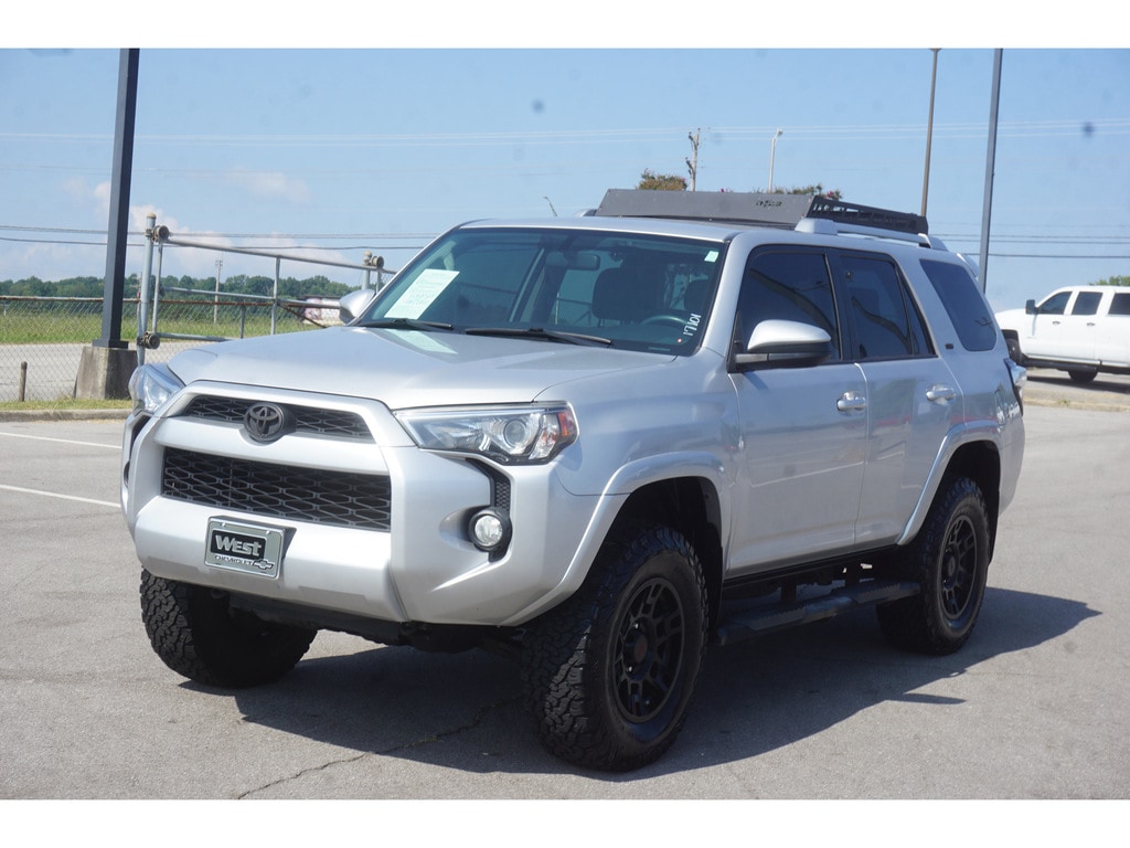 Used 2017 Toyota 4Runner SR5 with VIN JTEBU5JR1H5432274 for sale in Louisville, TN