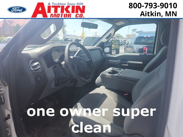 2012 Ford F-450 XLT photo 4