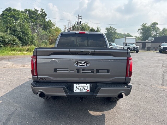 2024 Ford F-150 Lariat photo 3