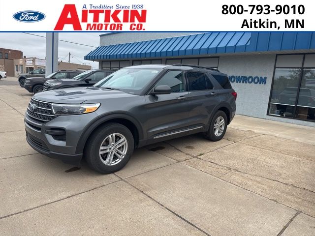 2023 Ford Explorer XLT 4WD's photo