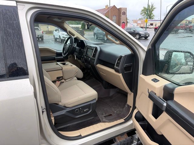 2017 Ford F-150 XLT - Photo 24