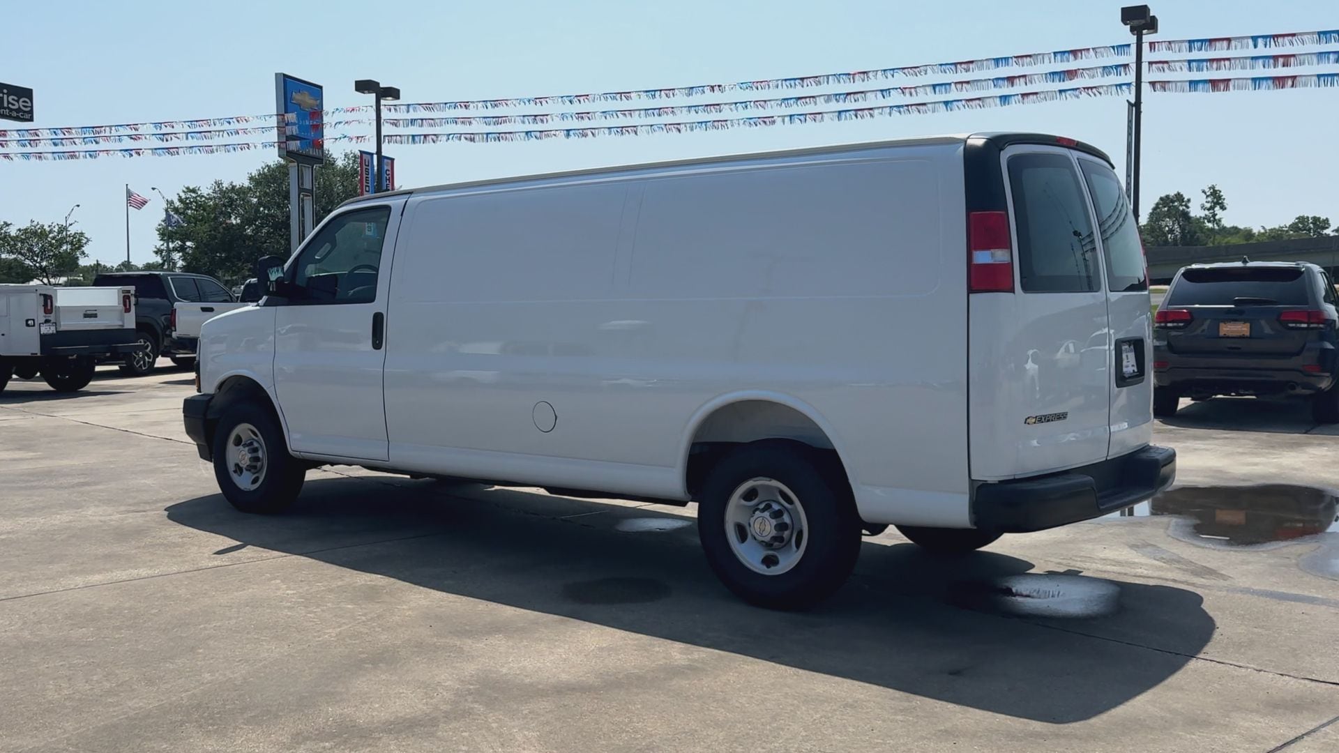 2025 Chevrolet Express Cargo Work Van - Photo 63