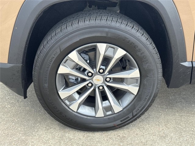2027 Chevrolet Equinox LT - Photo 32