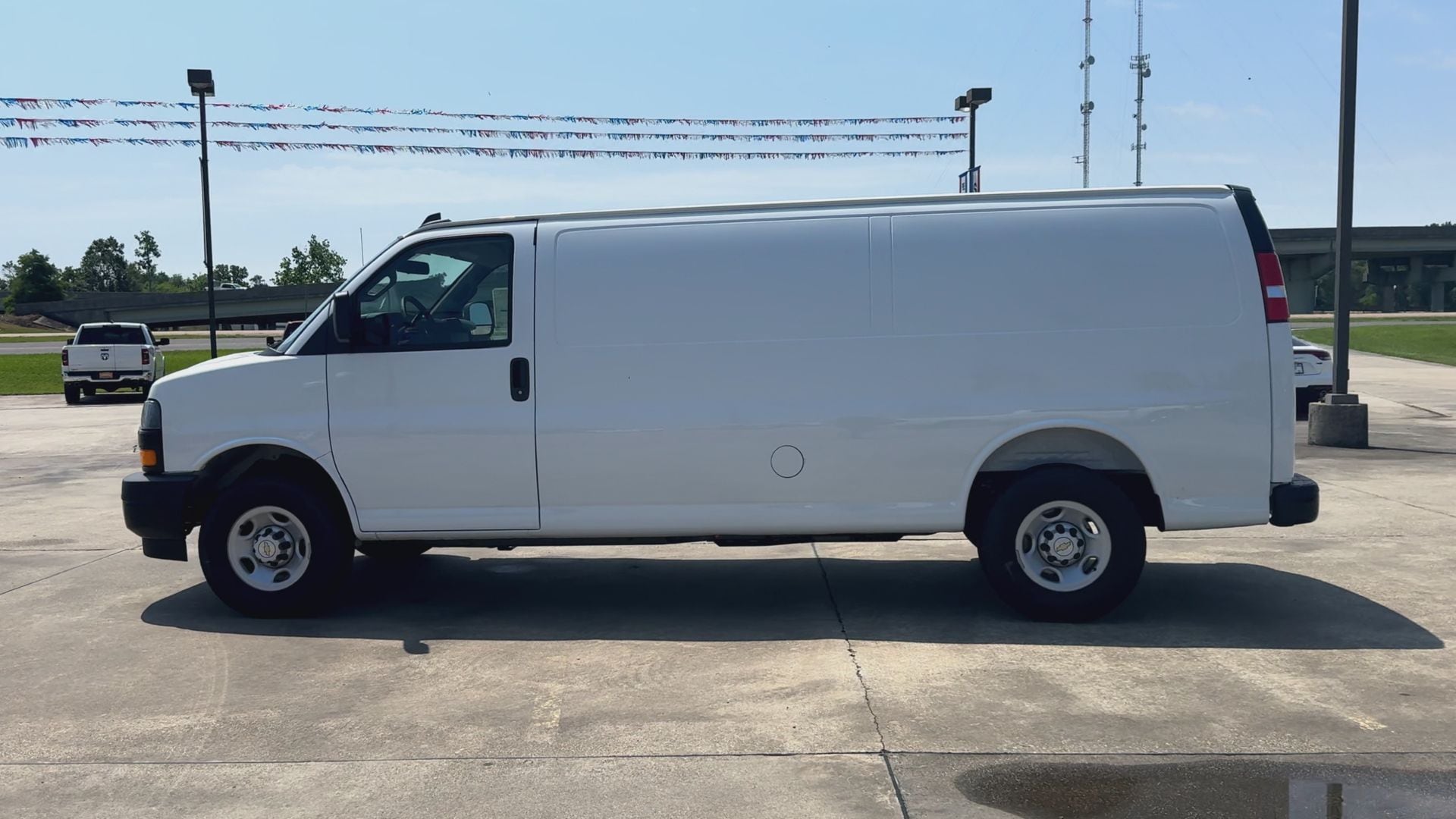 2025 Chevrolet Express Cargo Work Van - Photo 63