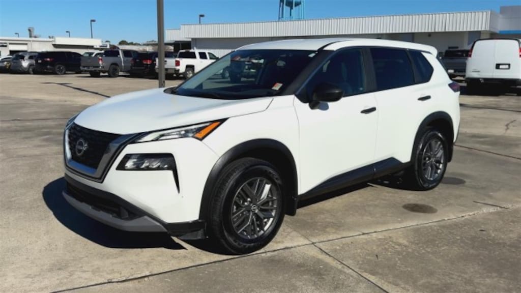 Used 2023 Nissan Rogue S FWD SUV