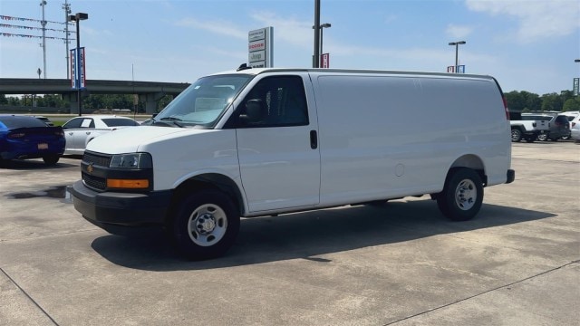 2025 Chevrolet Express Cargo Work Van - Photo 7