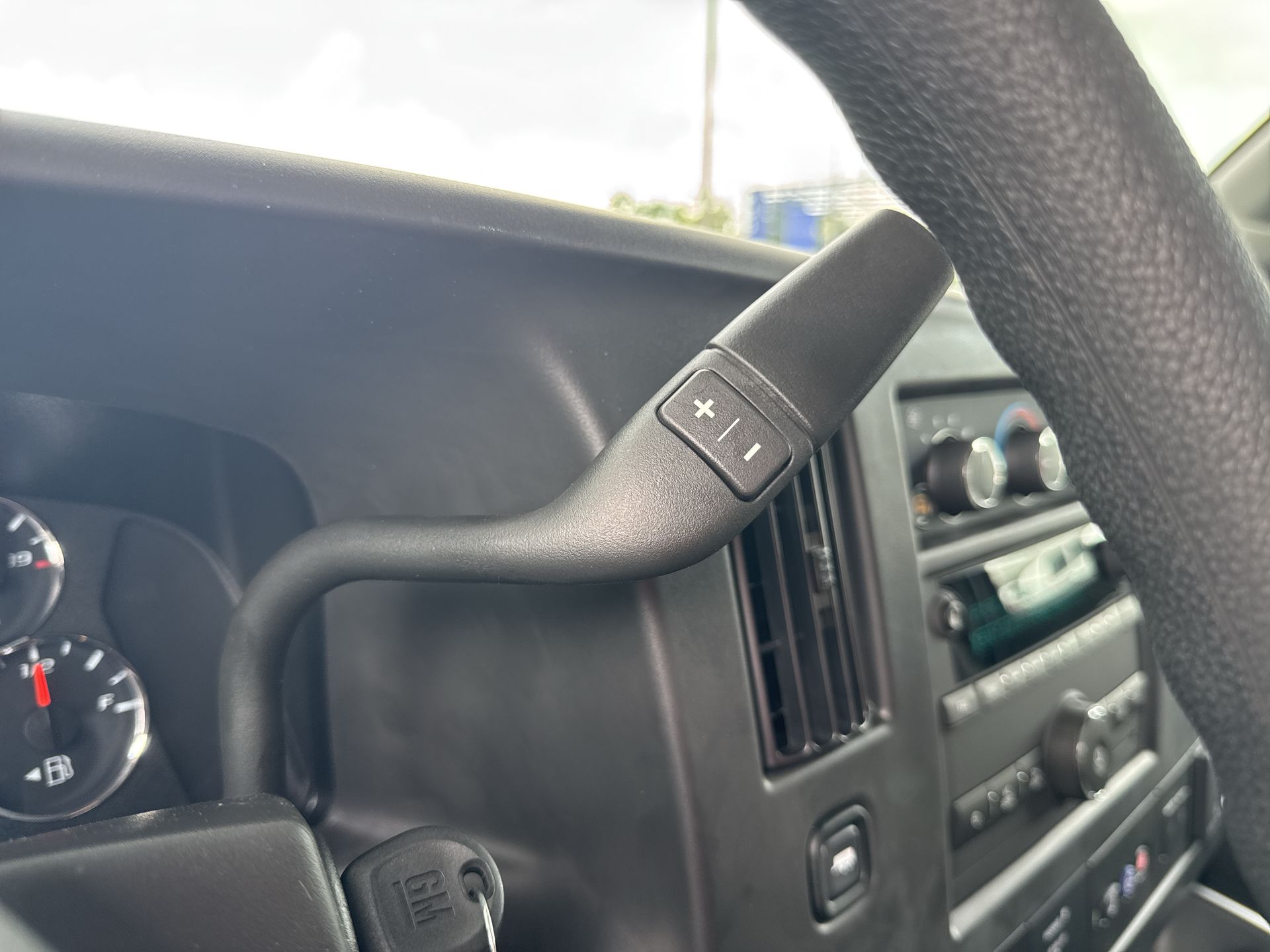 2025 Chevrolet Express Cargo Work Van - Photo 68