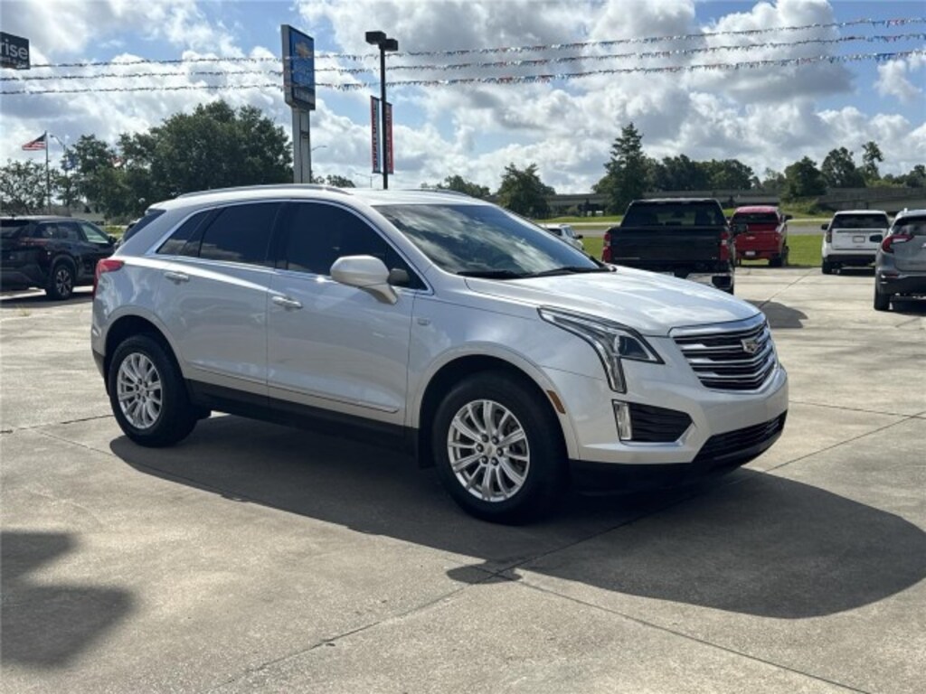 Used 2017 CADILLAC XT5 FWD SUV