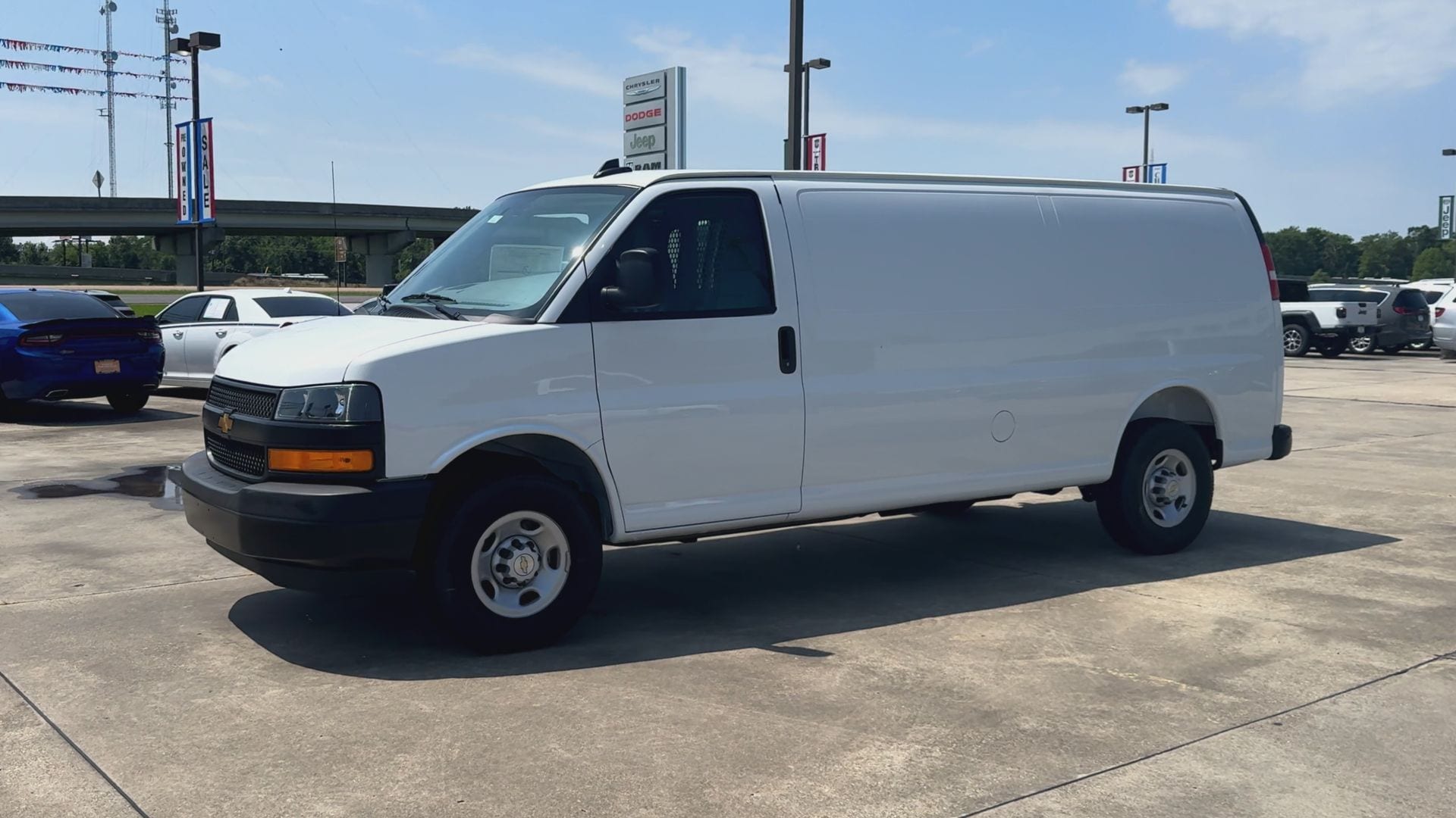 2025 Chevrolet Express Cargo Work Van - Photo 62