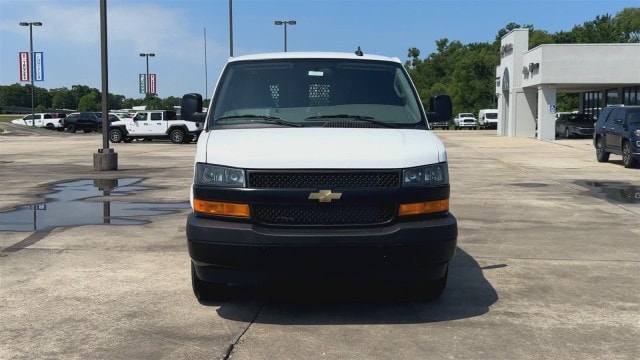 2025 Chevrolet Express Cargo Work Van - Photo 6