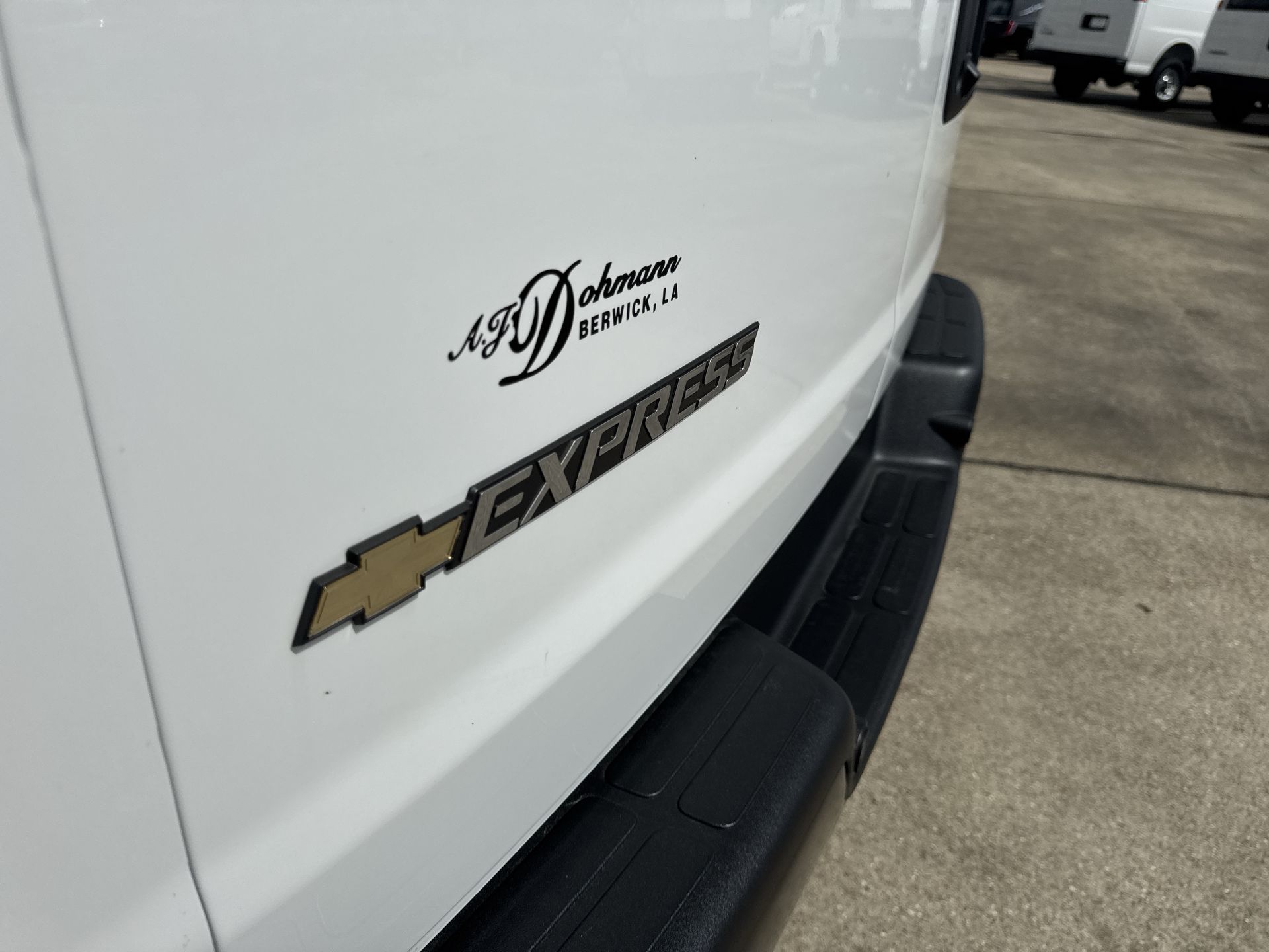 2025 Chevrolet Express Cargo Work Van - Photo 78